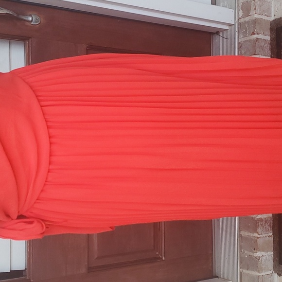 NWT! Dress Up FavLux Red Pleated Maxi Strappy Dress - Picture 3 of 5
